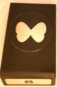 Stampin’ Up! Großer SCHMETTERLING Papierlocher 1,75" breit Verschluss zum Basteln von Karten - Bild 1 von 5