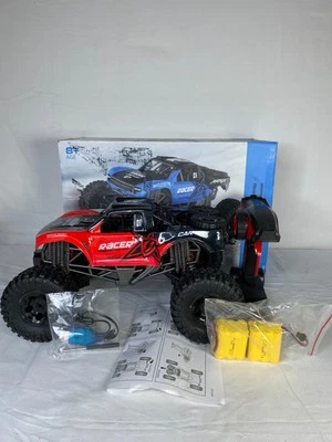 JJRC Red Black Amphibious Pioneer 1:12 Scale 4WD Remote Control Car Age 8+ - Image 1 of 4