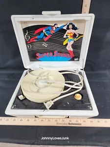 Reproductor de discos Dejay Superman/Wonder Woman SP-21 de colección funciona suena genial - Imagen 1 de 2