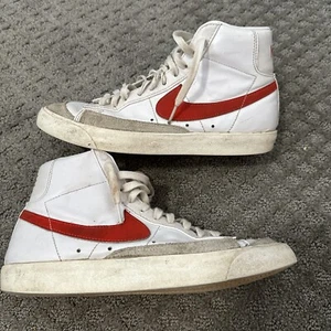 Nike Womens Blazer Mid 77 CZ1055-101 White Basketball Shoes Sneakers Size 7.5 - Picture 1 of 6