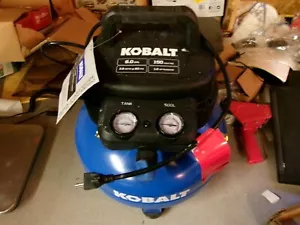 Kobalt 6 Gallonen tragbarer Pfannkuchen Luftkompressor - #1101137 *offene Box* - Bild 1 von 1