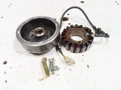 83 Honda VT750C VT750 1983 estator de sombra e imán Foto 1 de 4