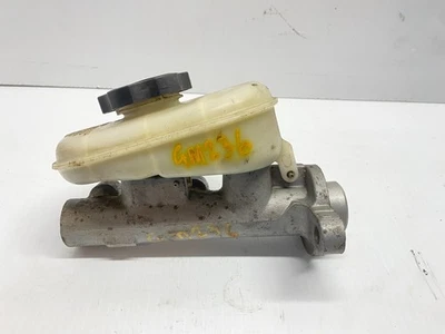 Chevrolet Camaro 1993-1997 cilindro maestro de freno OEM, 541-00937 Foto 1 de 4