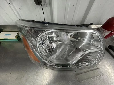 Хромированная галогенная фара для Ford Transit 350 2015-2023 годов выпуска - Изображение 1 из 4