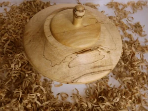 Holzdose gedrechselt aus Birkenholz - Bild 1 von 5