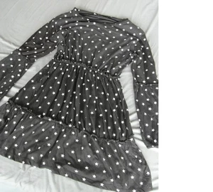 Black dress with white stars, puffy sleeves with lace detail MODE-LL size 16 - Picture 1 of 5