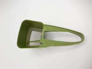 Vintage Federal Housewares Plastic Sifter Squeeze Handle Sifter - Picture 1 of 6