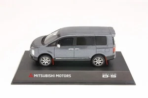 Kyosho 1:43 Mitsubishi Delica D:5 Graphite Gray Dealer ver. SRG10046B - Picture 1 of 3