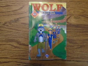 Wolf Cub Scout Book 1998 Revised 2001 Good condition - Picture 1 of 3