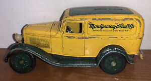 Ertl Montgomery Ward & Co Panel Delivery Truck Collector Bank #5 in series