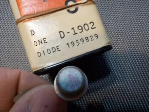 2 - DELCO REMY  D-1902 1959829 DIODES   NOS - Picture 1 of 2