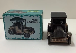 CLASSIC TRUCK BRONZE DIE CAST METAL COLLECTIBLE PENCIL SHARPENER / BOX #9613 - Picture 1 of 10