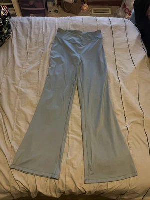 Leggings acampanados azules Aeropostale para mujer talla L Foto 1 de 3