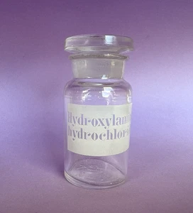 Vintage Apothecary Lab Hydrooxylamini Hydrochloride Bottle w/ Stopper ~ Germany - Picture 1 of 19