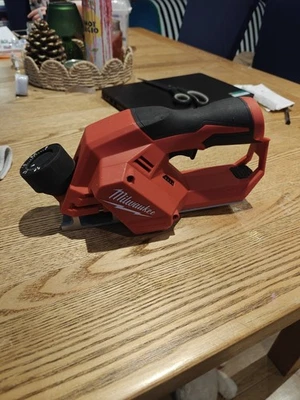 Milwaukee M12BLP-0X 12v Planer Naked - Image 1 of 3