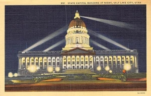 Postcard UT: State Capitol @ Night , Salt Lake City, Utah, Vintage Linen 1940's - Picture 1 of 2