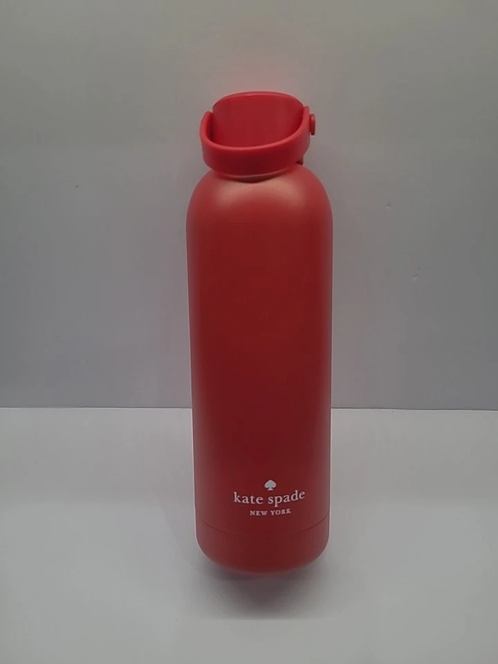 Botella de agua Kate Spade roja de acero inoxidable hidratada con estilo elegante Foto 1 de 4