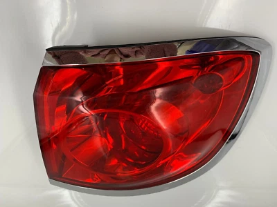 2008-2012 Buick Enclave Passenger Side Tail Light Taillight OEM D03B33032 - Image 1 of 4