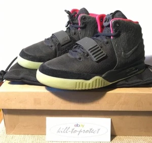 (USED) NIKE AIR YEEZY 2 BLACK SOLAR RED Sz US7 UK6 KANYE WEST 508214-006 -2012 - Picture 1 of 12