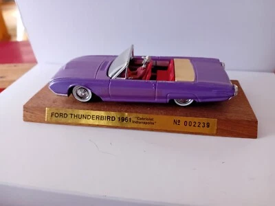 1/43 FORD THUNDERBIRD 1961 CABRIOLET INDIANAPOLIS PACE CAR SOULIDO SOCLE BOIS pe - Photo 1/4