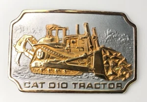 WL05147 FIBBIA CINTURA UOMO VINTAGE 1982 ***CAT D10 TRATTORE*** AGRICOLTURA PLACCATA ORO - Foto 1 di 4
