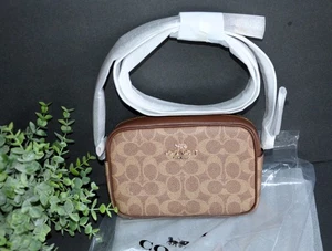 Neu mit Etikett Coach Mini Jamie Kameratasche aus charakteristischem Canvas in hellbraun CY752 - Bild 1 von 4