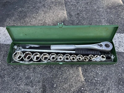 VINTAGE CRAFTSMAN 1/2" DRIVE SOCKET & RATCHET SET In Box Chrome Vanadium 15 pc - Image 1 of 4