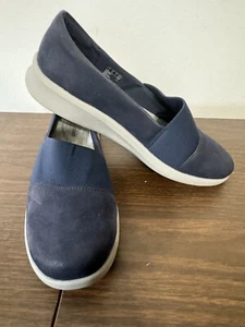 Clarks Cloudsteppers 9.5 Wide Blue Cushioned Shoe Comfort Walker Loafer Slip-On - Picture 1 of 12
