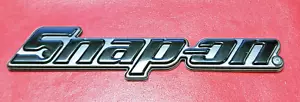 NEW SNAP-ON ™ ORIGINAL LOGO SHORT BOX CART 3D ROLL CAB BLACK BADGE EMBLEM DECAL - Picture 1 of 9