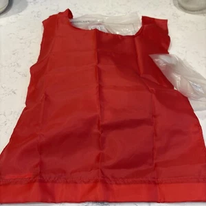 Delta Education Training Pinnies Lot of Eleven Red Soccer Teams Gym Class Youth - Picture 1 of 2