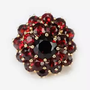 14k Yellow Gold Natural Red Garnet Gemstone Flower Style Women Wedding Ring - Picture 1 of 5