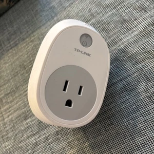 Enchufe inteligente Wi-Fi TP-Link HS100 - Imagen 1 de 3