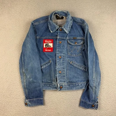 复古牧马人牛仔夹克小号蓝色 70 年代卡车司机美国西部温斯顿·罗迪奥布贴 — 第 1/4 张图片
