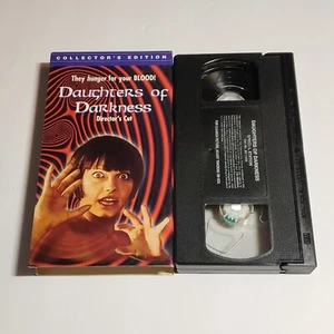 Daughters Of Darkness (VHS, 1997) Lesbian Nudity 70s Vampire Horror Rare Combine - Bild 1 von 3