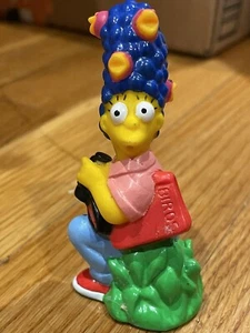 The Simpsons Camping Vintage 1990 Burger King Toy 3.5" Figure Marge Birdwatching - Picture 1 of 2