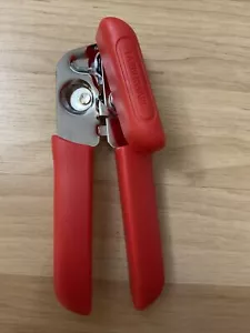 Farberware Can Opener Soft Grip Manual Stainless Steel Blade Red - Picture 1 of 2