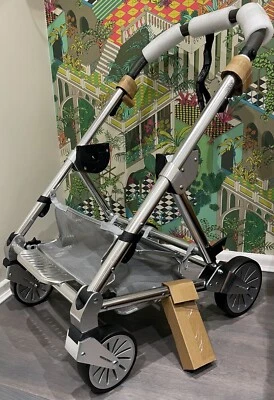 ⭐️ Mamas and Papas URBO2 URBO SILVER CHASSIS Wheels Brakes Handle & Basket NEW - Image 1 of 4