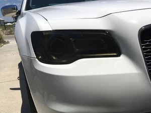 FOR 2011-2022 CHRYSLER 300 300C HEAD LIGHT PRECUT SMOKE TINT OVERLAYS - Bild 1 von 2