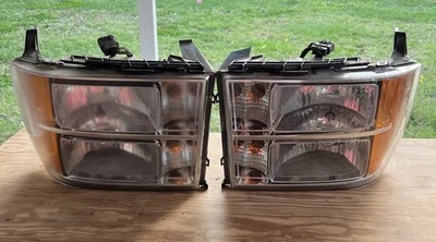 Faros transparentes 2 piezas aptos para GMC Sierra 1500 2500HD 3500HD 2007-13 Foto 1 de 4