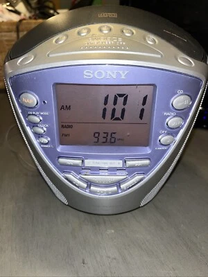 Sony Dream Machine ICF-CD853V Reloj Despertador Radio Reproductor de CD Gris y Plateado Foto 1 de 3