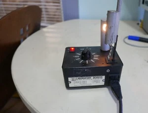Laboratory Devices Mel-Temp II Melting Point Apparatus - Picture 1 of 5