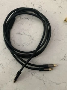 Kabel Direkt 1 to 2 RCA/Phono 1.5m Cable - Picture 1 of 2