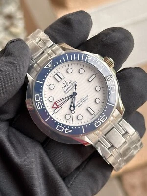 Omega Seamaster Diver 300m America's Cup White Blue 210.30.42.20.04.002 NEW 2024 - Image 1 of 3