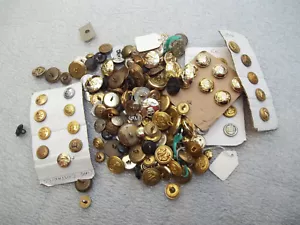 Vintage Military Buttons WW2 ARP etc - Picture 1 of 5