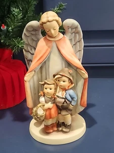 Figura Goebel Hummel 6.75" Ángel y Niños 88/I "Protección Celestial" TMK8 - Imagen 1 de 7