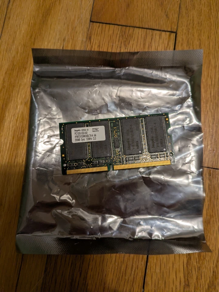 256MB PC133 SDRAM 256 MB 144Pins SODIMM LAPTOP NOTEBOOK POWERBOOK - Image 1 of 2