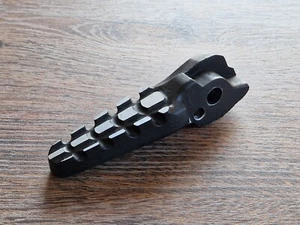 Diavel 1260 S Sozius Fußraste rechts (46510732AB) - Bild 1 von 3