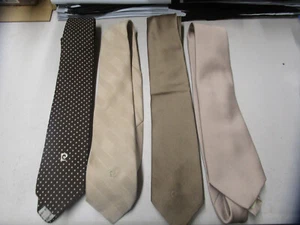 Pierre Cardin 3 cravatte Yves Saint Laurent 1 cravatta marrone - Foto 1 di 2