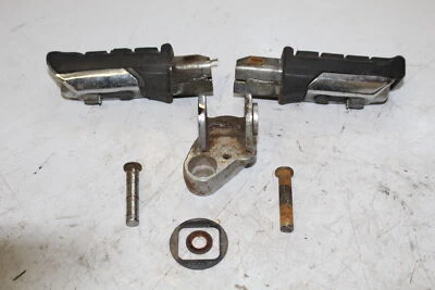 Honda V45 Interceptor VF750F 1983 OEM juego de clavijas traseras para pasajero par Foto 1 de 4