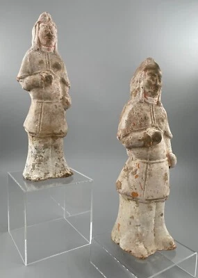 Dos figuras de cerámica de terracota china de la dinastía Tang soldados guerreros Mingqi Foto 1 de 4